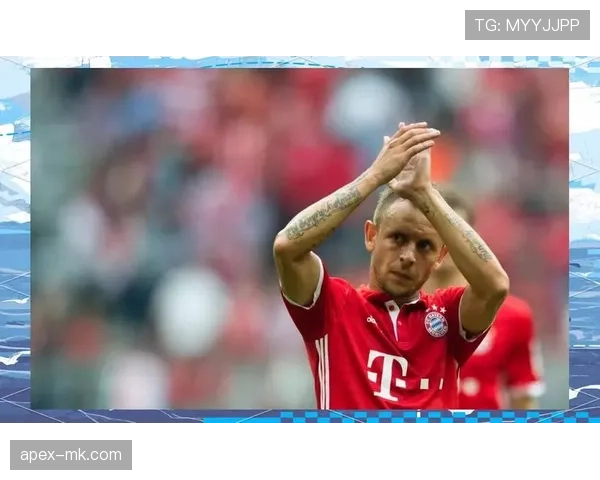 拉菲尼亚打破个人最年轻纪录，闪耀足坛新星舞台