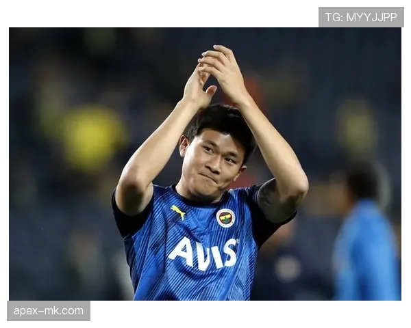 金玟哉头球表现稳健,助力球队迎来新佳绩分析 金玟哉头球表现稳健,助力球队迎来新佳绩分析