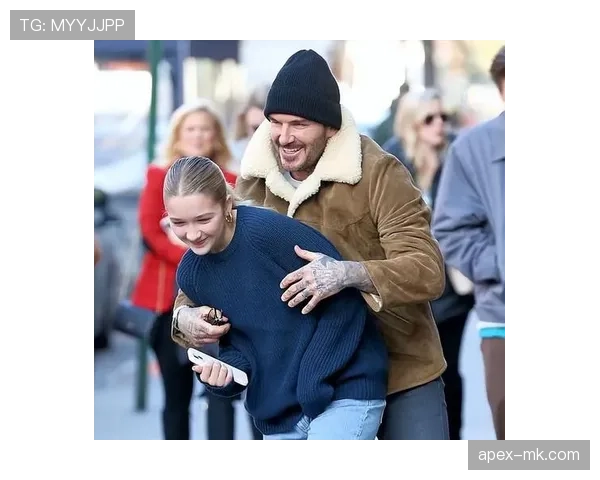 贝克汉姆穿人字拖出门那张图，直接把我几个月攒的钱自豪感秒杀了