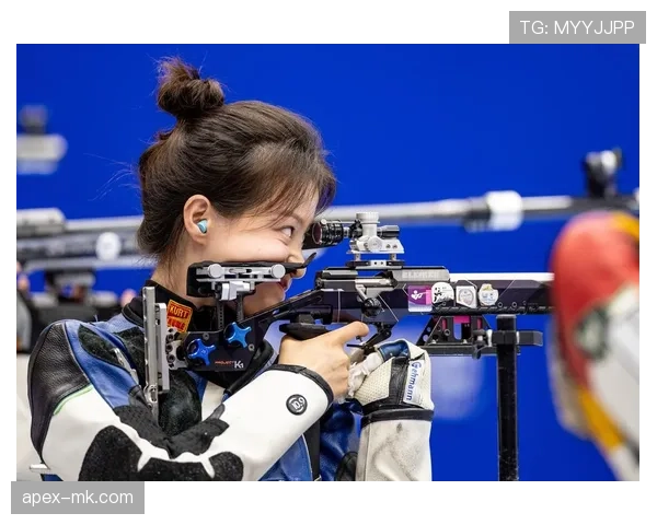 史梦瑶训练完直接啃鸡腿？这射击女神的自律和放纵也太真实了